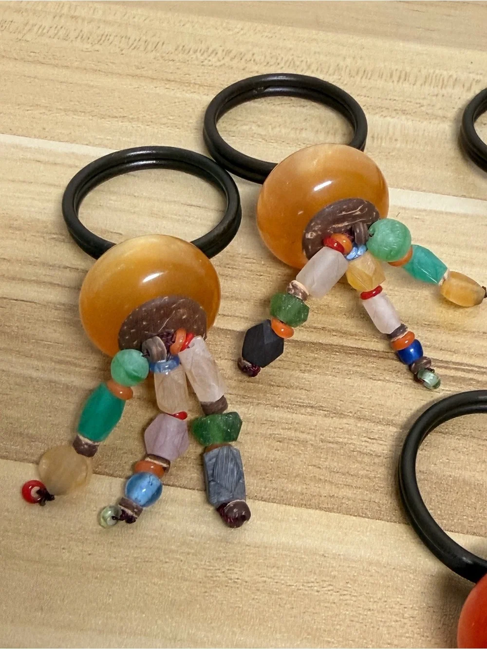 Vintage Pier 1 Beaded Wooden Glass Napkin Rings Kitchen Lot of 6 New Rare